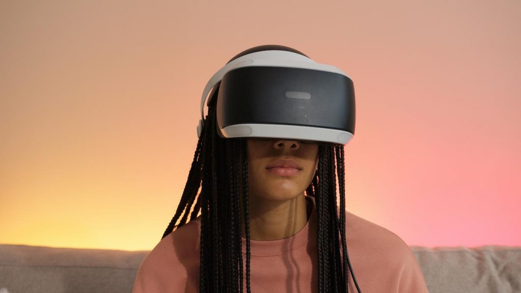 Virtual reality blacks out the real world and immerses users into a virtual one